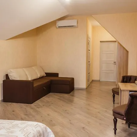 Hotel Hostynnyy Dvir Stryi